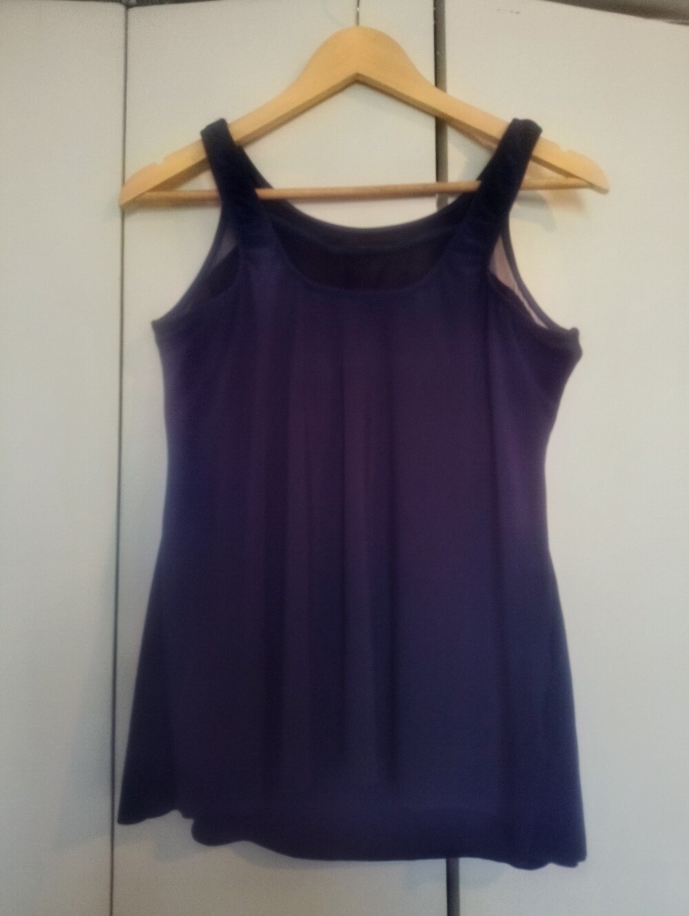 Miraclesuit Navy Solid Tankini Top Built-In Bra 10 DD Wide Strap Stretch